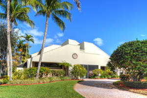 8902 SE Marina Bay Dr, Hobe Sound, FL 33455, Sold 08/31/17