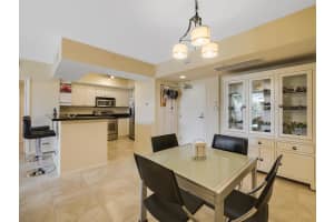 403 S Sapodilla Ave, West Palm Beach, FL 33401, Sold 06/30/17