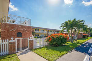 1001 NE 8th Ave, Delray Beach, FL 33483, Sold 03/28/17