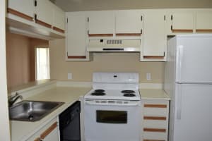 1162 The Pointe Dr, West Palm Beach, FL 33409, Sold 03/27/17