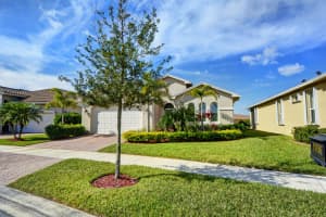 11756 SW Mountain Ash Cir, Port St. Lucie, FL 34987, Sold 03/24/17