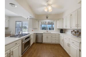 8335 Kelso Dr, Palm Beach Gardens, FL 33418, Sold 06/01/17