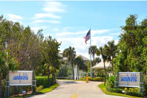 4620 NE Sandpebble Trce, Stuart, FL 34996, Sold 04/17/17