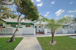 360 SE 2nd Ave APT F3, Deerfield Beach, FL 33441, Sold 04/14/17