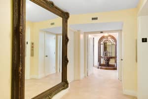 2800 S Ocean Blvd #2f, Boca Raton, FL 33432, Sold 09/27/17