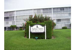 907 Marina Dr, North Palm Beach, FL 33408, Sold 03/22/17