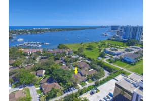 11254 12 Oaks Way, North Palm Beach, FL 33408, Sold 05/15/17