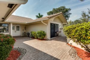 6818 Villas Dr E, Boca Raton, FL 33433, Sold 09/21/17