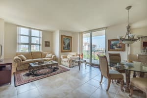 403 S Sapodilla Ave, West Palm Beach, FL 33401, Sold 08/15/17
