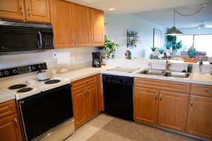 1045 Ocean Dr, Juno Beach, FL 33408, Sold 05/04/17