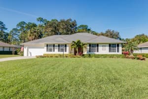 325 40th Ct SW, Vero Beach, FL 32968, Sold 04/28/17