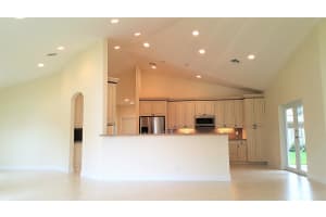 621 West Dr, Delray Beach, FL 33445, Sold 09/20/17