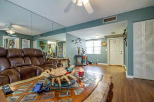 1810 New Palm Way, Boynton Beach, FL 33435, Sold 05/05/17