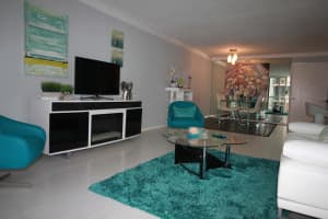 125 S Ocean Ave, Palm Beach Shores, FL 33404, Sold 05/02/17