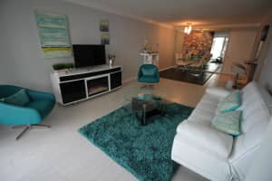 125 S Ocean Ave, Palm Beach Shores, FL 33404, Sold 05/02/17