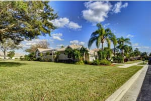 448 SW Horseshoe Bay, Port St. Lucie, FL 34986, Sold 04/27/17