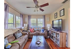 602 Centre Ct SW, Vero Beach, FL 32962, Sold 05/18/17