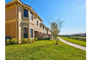 10331 Wellington Parc Dr, Wellington, FL 33449, Sold 04/07/17