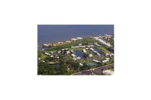 9641 Riverside Dr #4, Sebastian, FL 32958, Sold 07/05/17