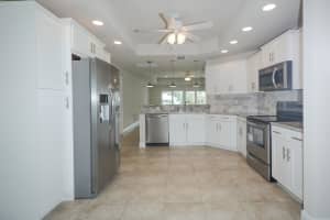 1016 SW 37th St, Palm City, FL 34990, Sold 04/19/17