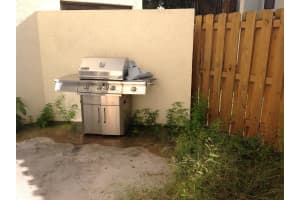 631 Executive Center Dr K101, West Palm Beach, FL 33401, Sold 05/23/17