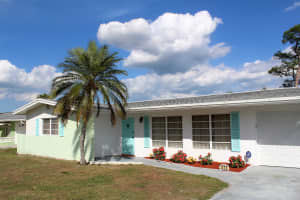 411 NE Oleander Ave, Port St. Lucie, FL 34952, Sold 04/20/17