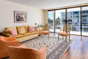 2784 S Ocean Blvd, Palm Beach, FL 33480, Sold 05/30/17