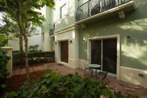 64 NW 7th St, Boca Raton, FL 33432, Sold 05/05/17