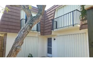 3900 County Line Rd #20a, Tequesta, FL 33469, Sold 04/28/17
