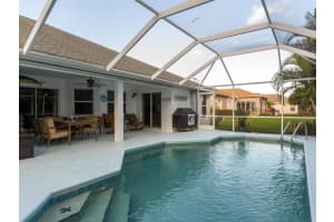 5021 4th Pl, Vero Beach, FL 32968, Sold 10/03/17