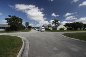 8735 Spring Valley Dr, Boynton Beach, FL 33472, Sold 07/13/17