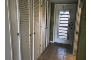 25 SE 13th St APT C2, Boca Raton, FL 33432, Sold 07/11/17