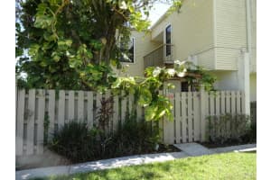 1628 Shaker Cir, Wellington, FL 33414, Sold 08/30/17