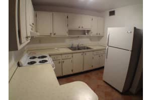 810 Lake Shore Dr, Lake Park, FL 33403, Sold 04/20/17