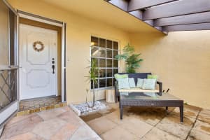 107 NE 2nd Ave, Delray Beach, FL 33444, Sold 07/13/17