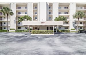 200 Intracoastal Pl, Jupiter, FL 33469, Sold 05/31/17