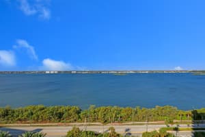 4600 N Ocean Dr, Riviera Beach, FL 33404, Sold 04/13/17