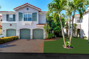 150 Las Brisas Cir, Hypoluxo, FL 33462, Sold 04/21/17