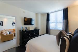 480 Hibiscus St, West Palm Beach, FL 33401, Sold 09/26/17