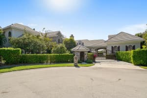 7433 NE Orchid Bay Dr, Boca Raton, FL 33487, Sold 07/31/17