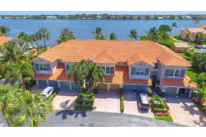 138 Las Brisas Cir, Hypoluxo, FL 33462, Sold 08/15/17