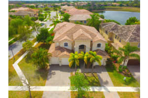 557 Edgebrook Ln, Royal Palm Beach, FL 33411, Sold 06/26/17