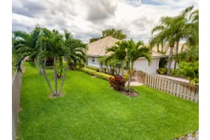 5271 Grande Palm Cir, Delray Beach, FL 33484, Sold 04/27/17