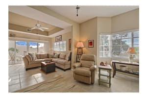 528 7th Square SW, Vero Beach, FL 32962, Sold 05/26/17