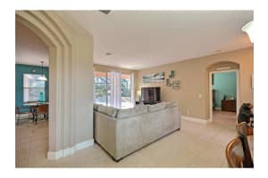 1359 Scarlet Oak Cir, Vero Beach, FL 32966, Sold 05/18/17