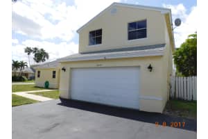 4041 SW 72nd Way, Davie, FL 33314, Sold 08/11/17