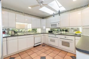 4114 NW 2nd Ln, Delray Beach, FL 33445, Sold 07/07/17