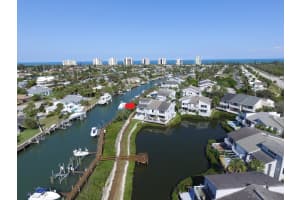 2490 Harbour Cove Dr, Fort Pierce, FL 34949, Sold 04/20/17