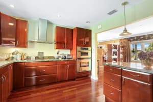 801 NE 70th St, Boca Raton, FL 33487, Sold 06/08/18