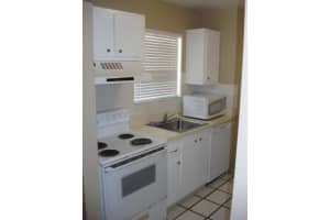 6048 Forest Hill Blvd, West Palm Beach, FL 33415, Sold 08/11/17